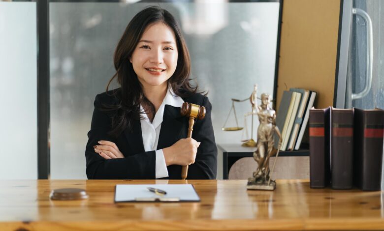 Lawyer