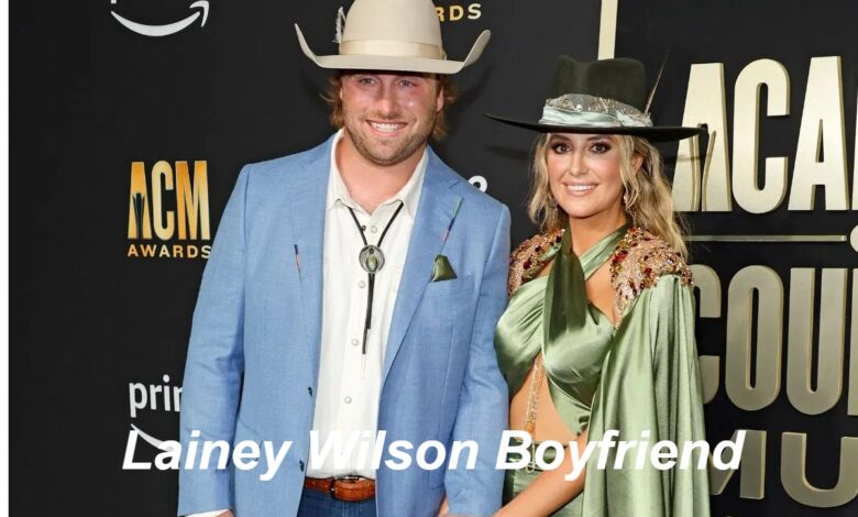 Lainey Wilson Boyfriend